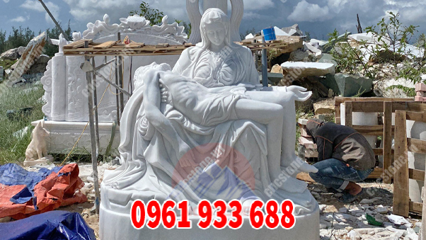 Bàn giao tượng Đức Mẹ Sầu Bi về Hải Dương
